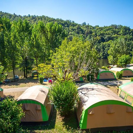 Camping Le Chateau Du Gibanel Saint-Martial-Entraygues Eksteriør bilde
