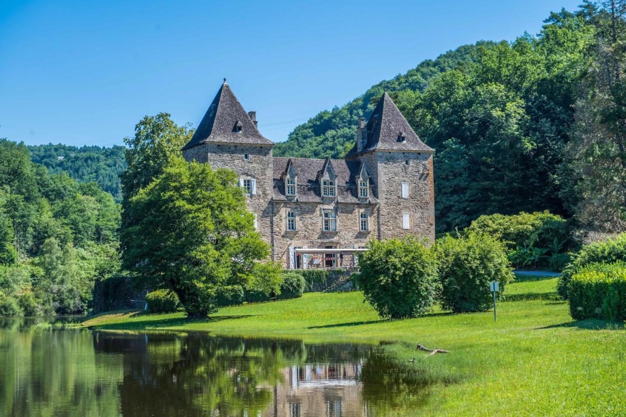 Camping Le Chateau Du Gibanel Saint-Martial-Entraygues Eksteriør bilde