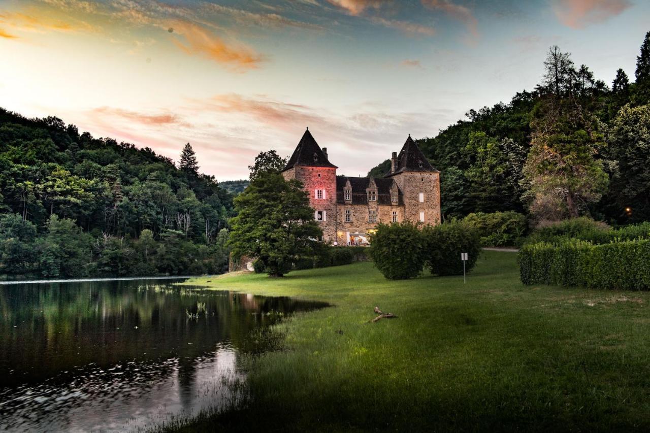 Camping Le Chateau Du Gibanel Saint-Martial-Entraygues Eksteriør bilde