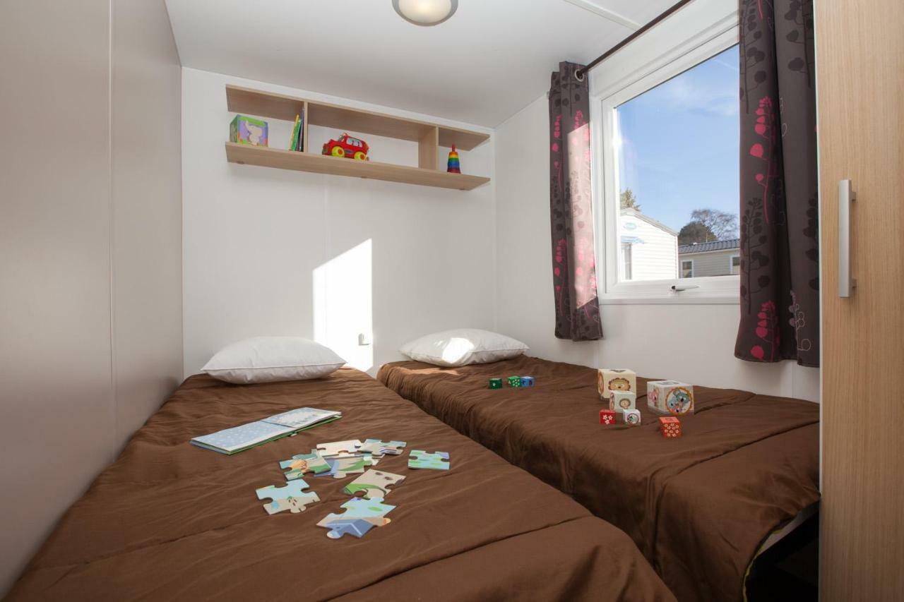 Camping Le Chateau Du Gibanel Saint-Martial-Entraygues Eksteriør bilde
